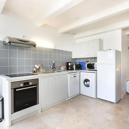 206 L'ecoliere Renovated House Holiday home Ars-en-Re