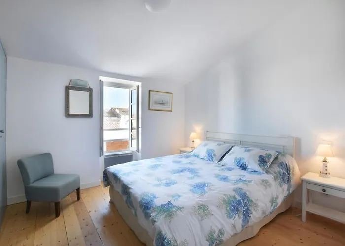 Feriehus 206 L'ecoliere Renovated House Ars-en-Ré