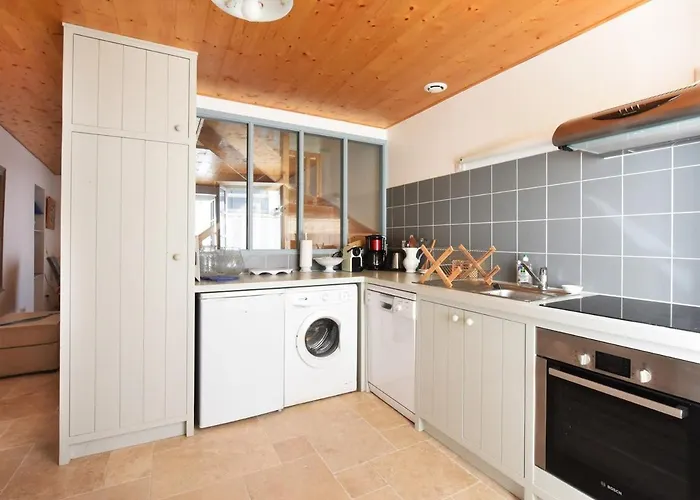 Feriehus 206 L'ecoliere Renovated House Ars-en-Ré